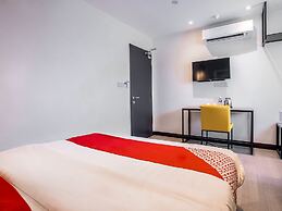 OYO 89576 Mokka Hotel