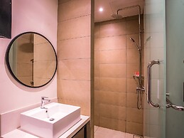 OYO 89576 Mokka Hotel