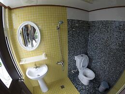 Donghe Surf Shop & Hostel - Taitung