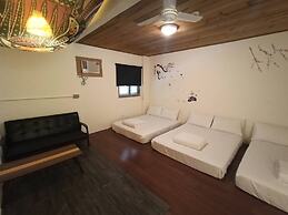 Donghe Surf Shop & Hostel - Taitung