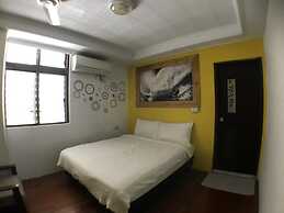 Donghe Surf Shop & Hostel - Taitung