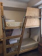 Donghe Surf Shop & Hostel - Taitung