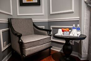 Acoustic Hotel & Spa