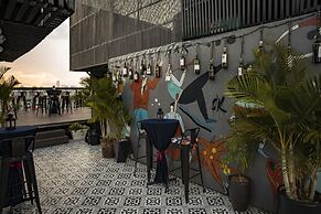 Acoustic Hotel & Spa