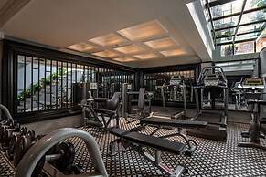 Acoustic Hotel & Spa