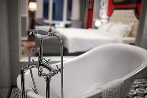 Acoustic Hotel & Spa