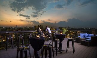 Acoustic Hotel & Spa