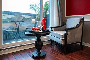 Acoustic Hotel & Spa