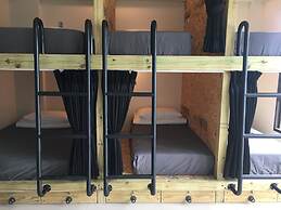Wave Backpackers - Hostel