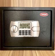 Louis Hotel - Bui Vien Walking Street