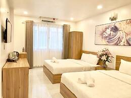 Louis Hotel - Bui Vien Walking Street