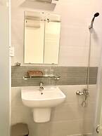 Louis Hotel - Bui Vien Walking Street