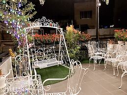 Louis Hotel - Bui Vien Walking Street