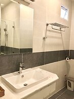 Louis Hotel - Bui Vien Walking Street