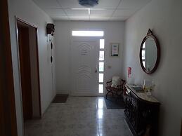 Rickaty Lodge Bed & Breakfast