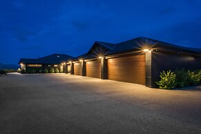 Luxury Villa 5 Bedrooms