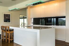 Luxury Villa 5 Bedrooms