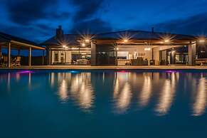 Luxury Villa 5 Bedrooms