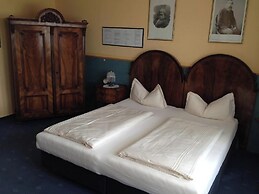 Hotel am Bayrischen Platz