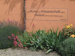 Weinhof am Nussbaum