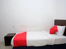 OYO 619 Grand City Hotel 2