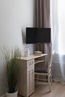 Roth & Rubinstein Mini Hotel