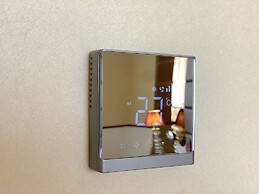 Haikou Mingguang Shengyi Hotel