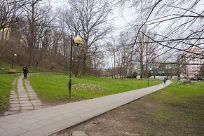 Riverside Comfort Studio