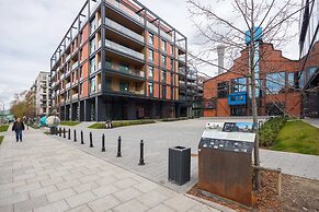 Riverside Comfort Studio