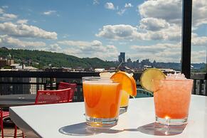 TRYP by Wyndham Pittsburgh/Lawrenceville