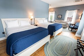 The Cadillac House Lexington, Tapestry Collection by Hilton