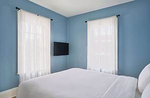 The Cadillac House Lexington, Tapestry Collection by Hilton