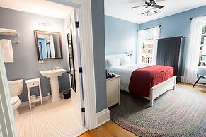 The Cadillac House Lexington, Tapestry Collection by Hilton