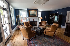 The Cadillac House Lexington, Tapestry Collection by Hilton