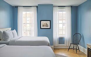 The Cadillac House Lexington, Tapestry Collection by Hilton