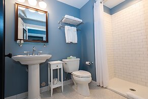 The Cadillac House Lexington, Tapestry Collection by Hilton