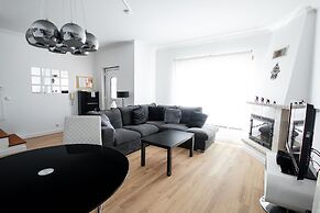 Dino & Beach Villa V3