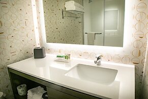 Holiday Inn & Suites Orlando I-Drive Theme Parks by IHG