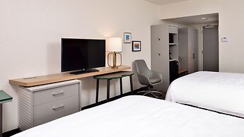 Holiday Inn & Suites Orlando I-Drive Theme Parks by IHG