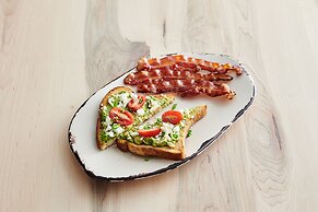 Holiday Inn & Suites Orlando I-Drive Theme Parks by IHG