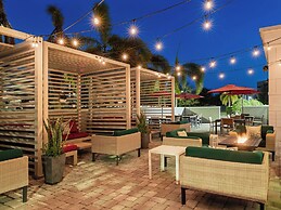 Holiday Inn & Suites Orlando I-Drive Theme Parks by IHG