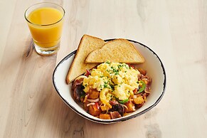 Holiday Inn & Suites Orlando I-Drive Theme Parks by IHG