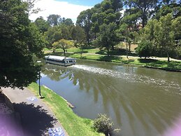 Adelaide Style Accommodation near City