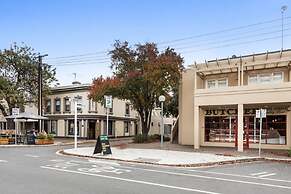 Adelaide Style Accommodation near City