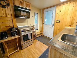 Yellowstone's Treasure Cabins