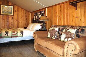 Yellowstone's Treasure Cabins