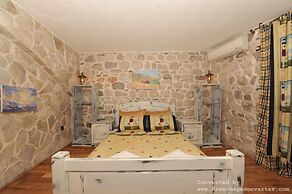 Una Apartments II - Adults only