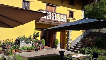 Albergue Rural Mandoia - Hostel