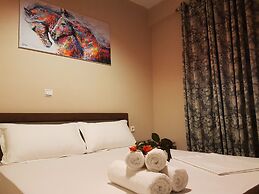 Blue Moon Apartments