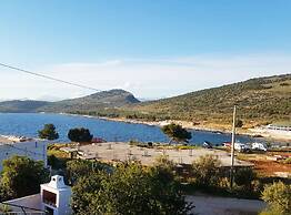 Blue Moon Apartments